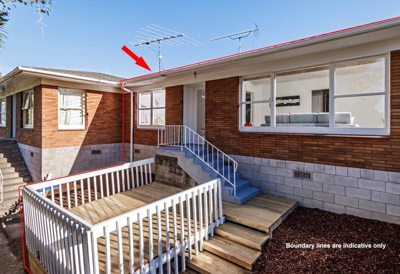 2/28 Gordon Avenue, Milford, Auckland - Carousel 1