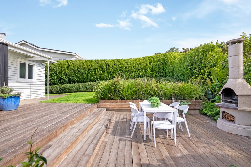 33 Aliford Avenue, One Tree Hill, Auckland - Carousel 1