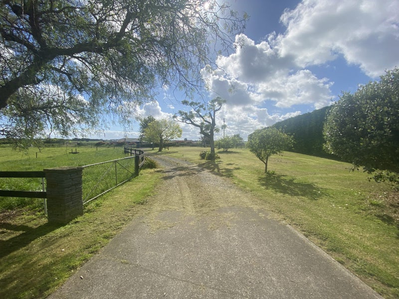 77 Boyd Road, Pukekohe - Carousel 2