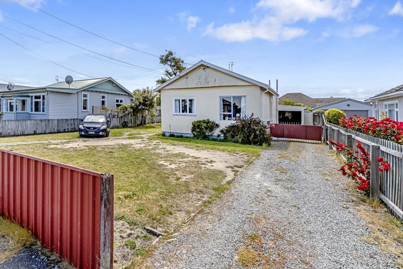 97 Marriotts Road, North New Brighton, Christchurch - Carousel 2