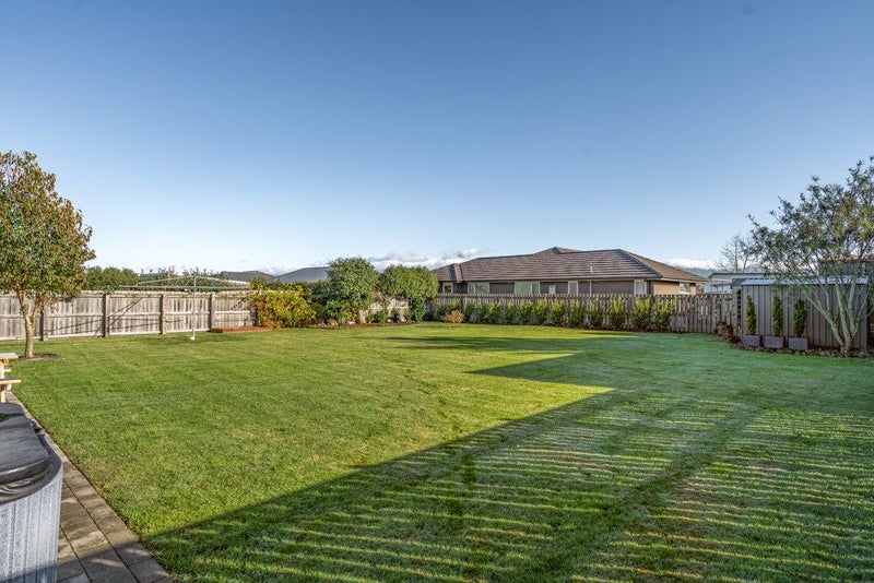 16 Gimson Street, Solway, Masterton - Carousel 24