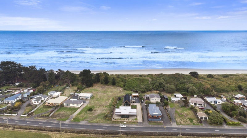 743 Brighton Road, Ocean View, Dunedin - Carousel 2