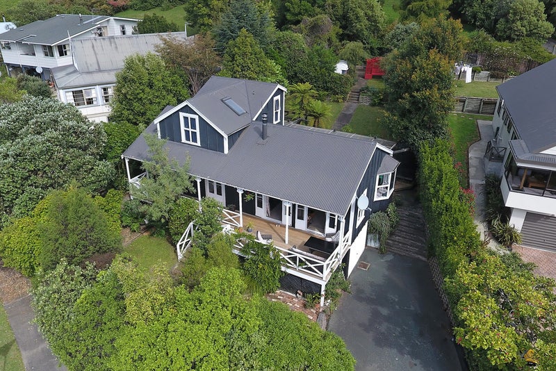 12 Naumai Street, Atawhai, Nelson - Carousel 2