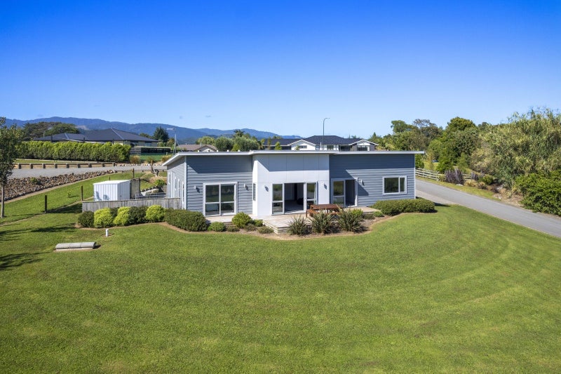 1 Corbin Court, Ohau, Levin - Carousel 1