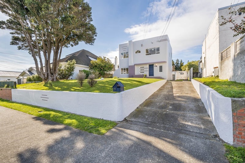 14 Tennyson Street, Petone, Lower Hutt - Carousel 1