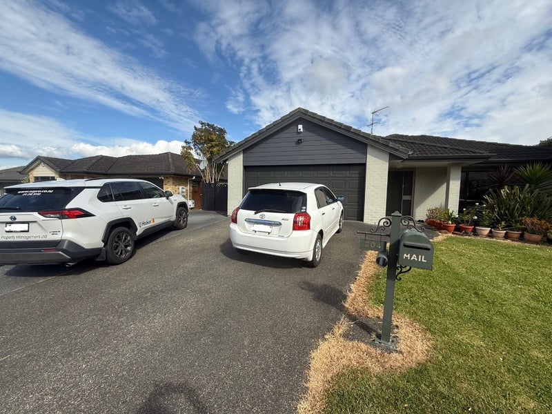 204 Wattle Farm Road, Wattle Downs, Auckland - Carousel 2
