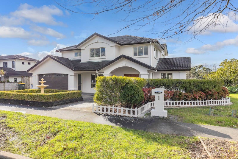 1 English Oak Drive, Schnapper Rock, Auckland - Carousel 2