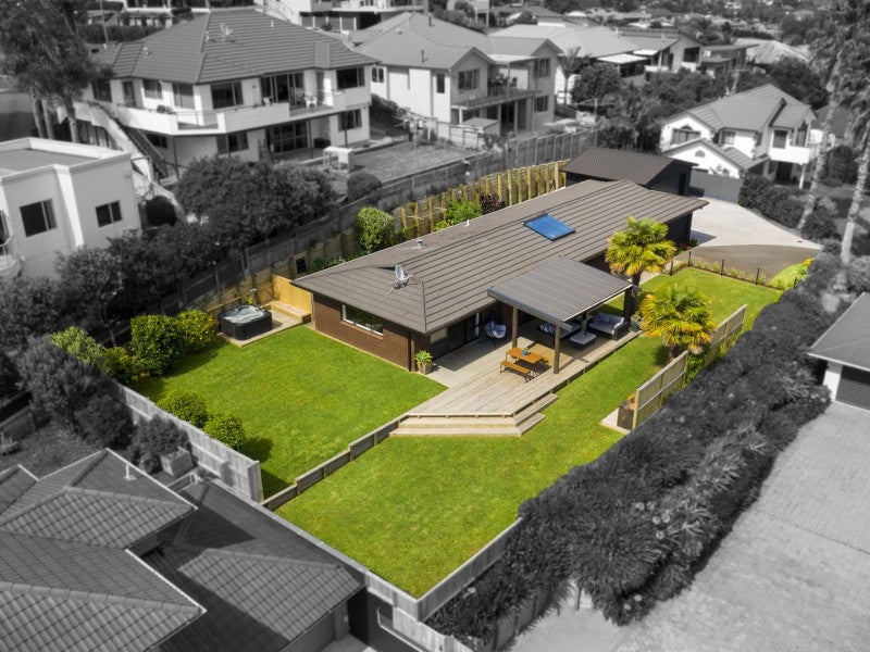 33 Hallmark Rise, Bethlehem, Tauranga - Carousel 1