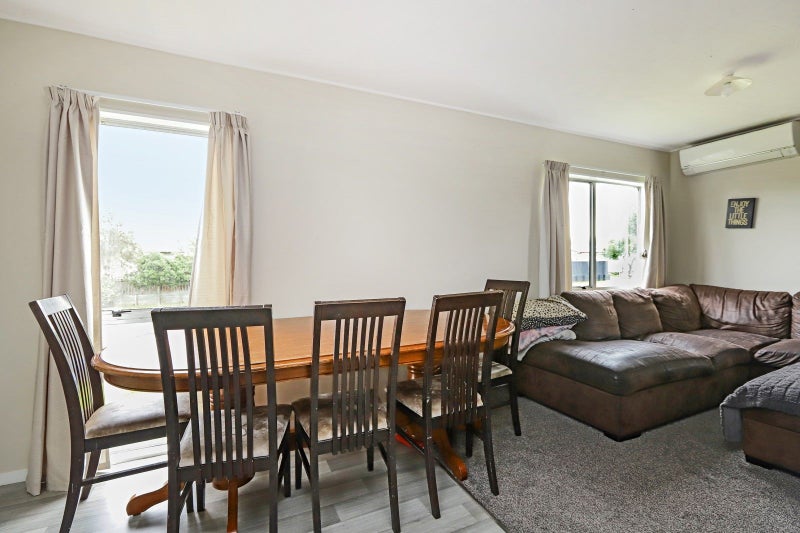 2B Kilkee TCE, Flaxmere, Hastings - Carousel 4