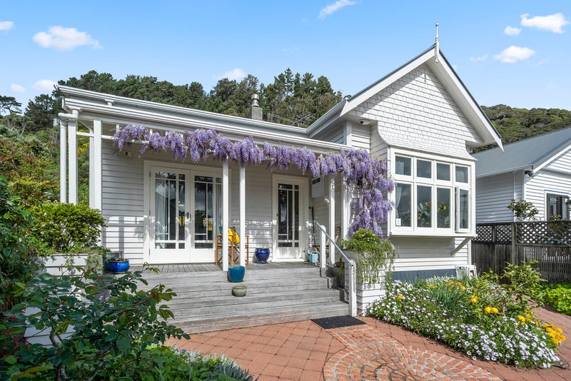 113 Muritai Road, Eastbourne, Lower Hutt - Carousel 1