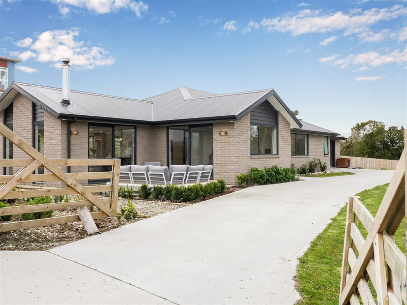 8 Errols Court, Warrington, Waikouaiti - Carousel 27