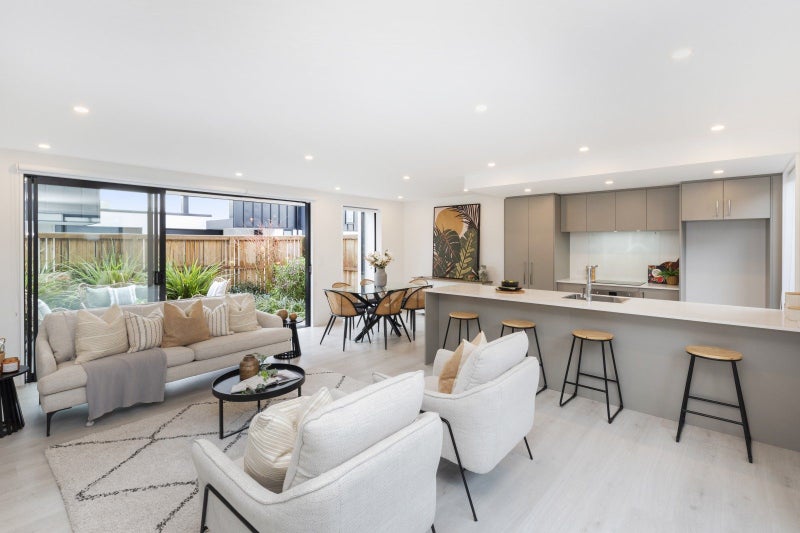 2/143 Cranford Street, St Albans, Christchurch - Carousel 1