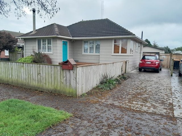 51 Seddon Street, Takaro, Palmerston North - Carousel 9