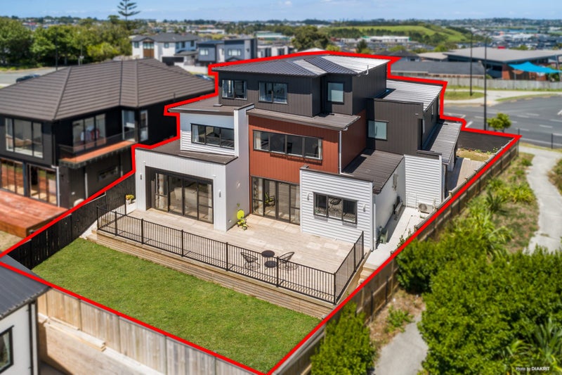 43 Spencer Road, Oteha, Auckland - Carousel 1