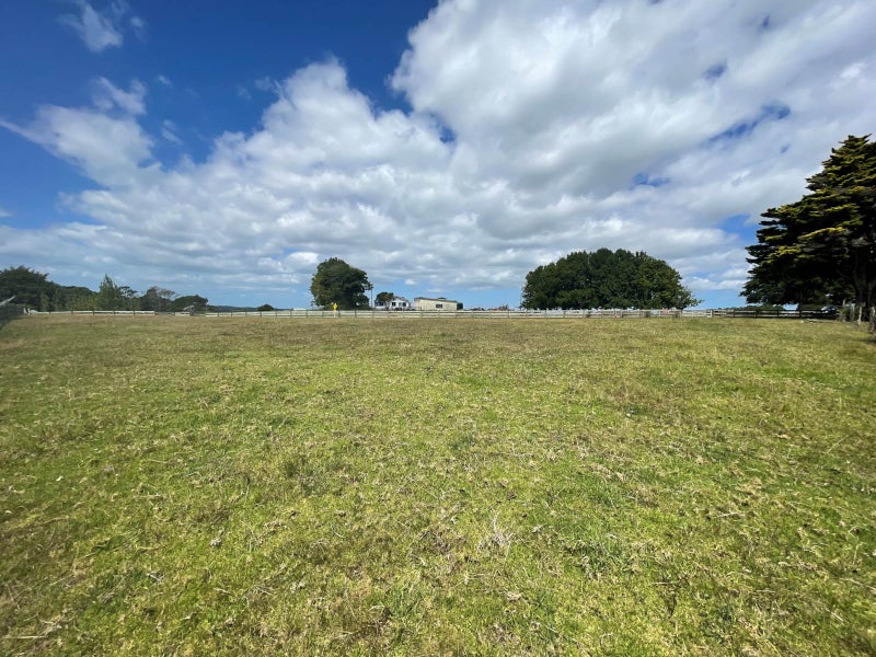 18 Diamond Lane, Albany - Carousel 1