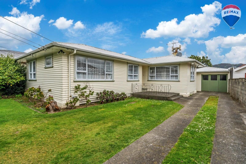 204 Taita Drive, Avalon, Lower Hutt - Carousel 1