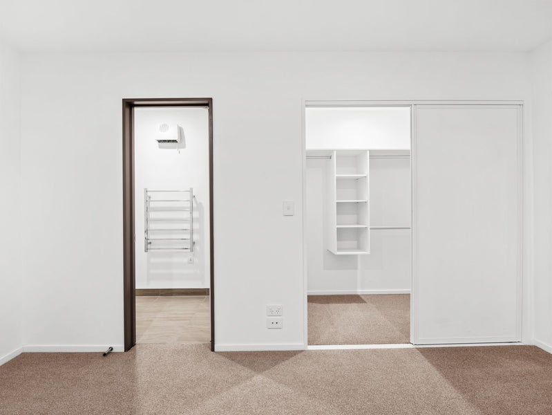 2/15 Bunyan Street, Waltham, Christchurch - Carousel 2