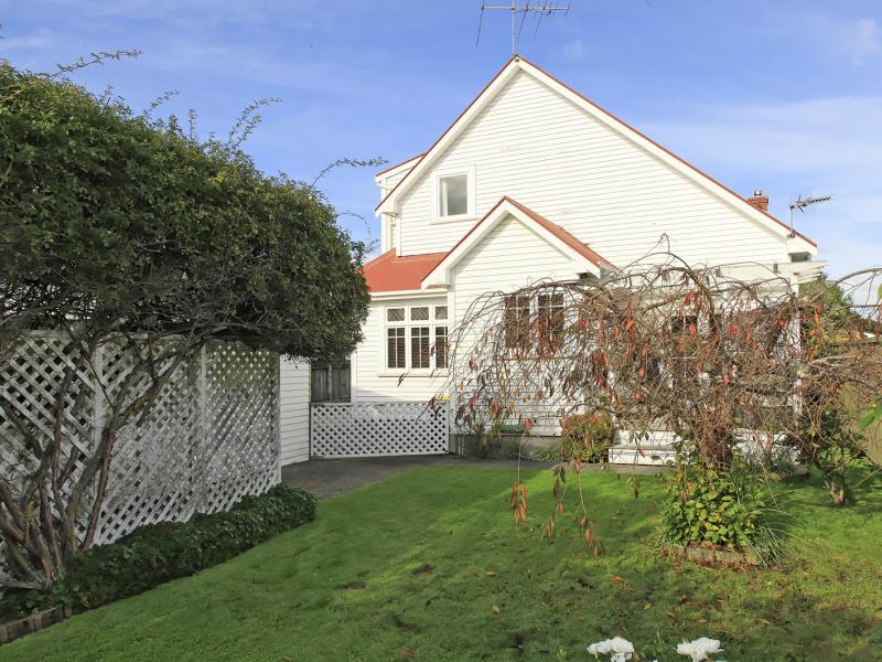 215 Waterloo Road, Hutt Central, Lower Hutt - Carousel 20