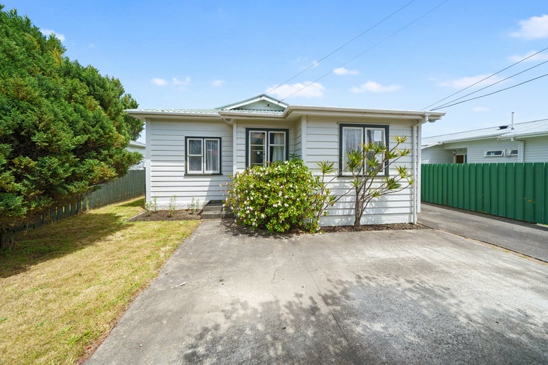 46 York Street, Moera, Lower Hutt - Carousel 1