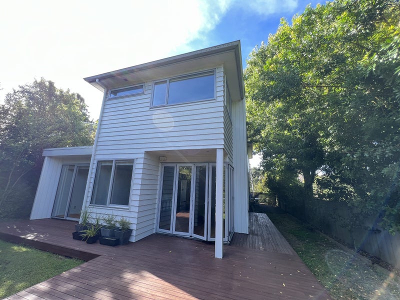 17A Wyoming Avenue, Murrays Bay, Auckland - Carousel 17