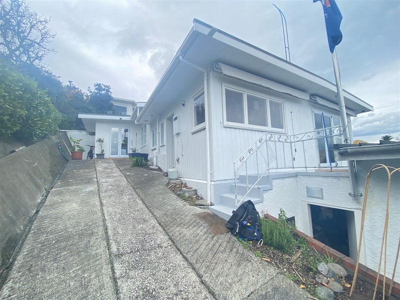 130 Queens Road, Stepneyville, Nelson - Carousel 1
