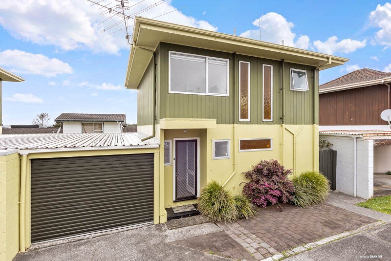3/10 Akehurst Avenue, New Lynn, Auckland - Carousel 1