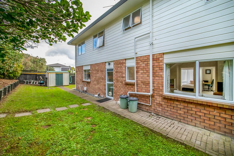 7 Pacific Parade, Army Bay, Whangaparaoa - Carousel 21