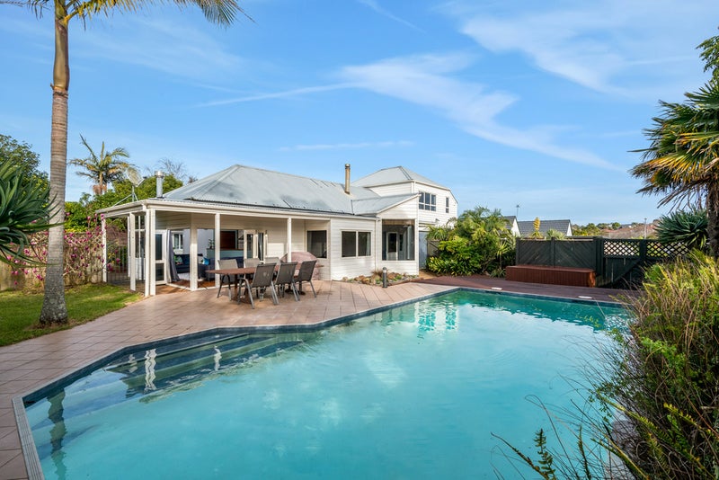 29A Stanniland Street, Sunnyhills, Auckland - Carousel 2