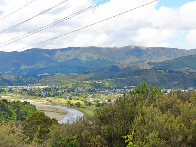 21 Percy Kinsman Crescent, Riverstone Terraces, Upper Hutt - Carousel 2