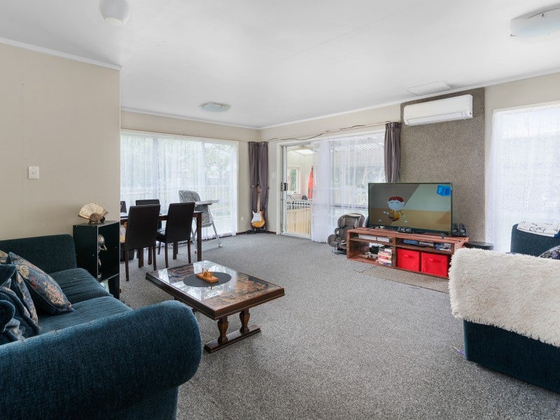 49A Lisa Crescent, Mangakakahi, Rotorua - Carousel 2