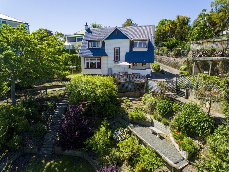 20 Cobden Road, Bluff Hill, Napier - Carousel 1