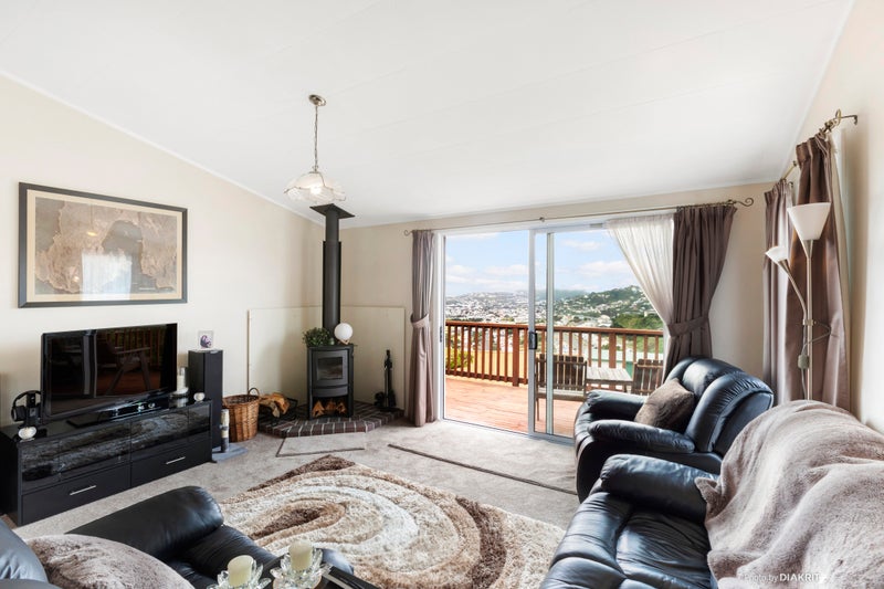 6 Kekerenga Street, Strathmore Park, Wellington - Carousel 2
