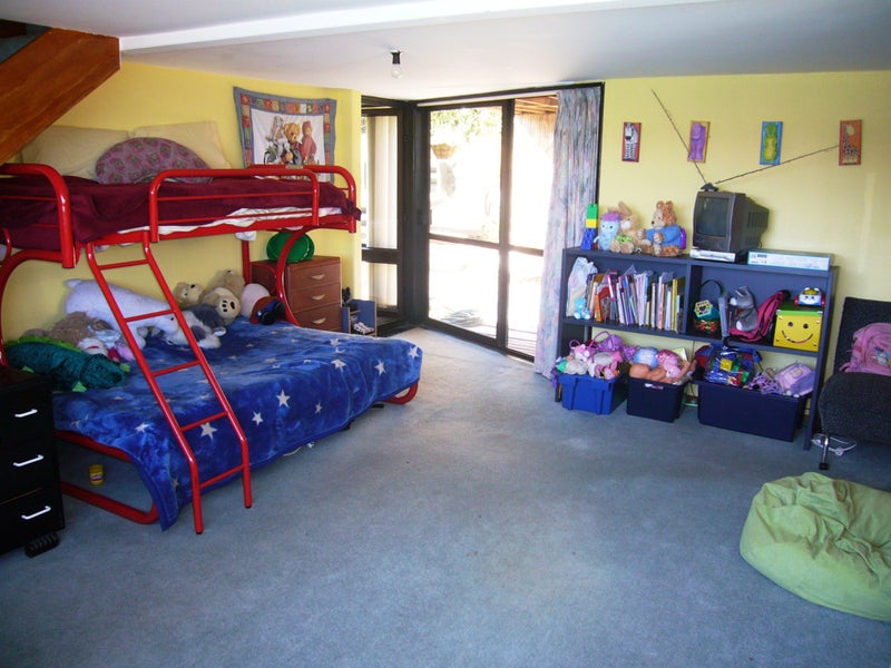 3 Reserve Terrace, Lyttelton, Lyttelton - Carousel 11