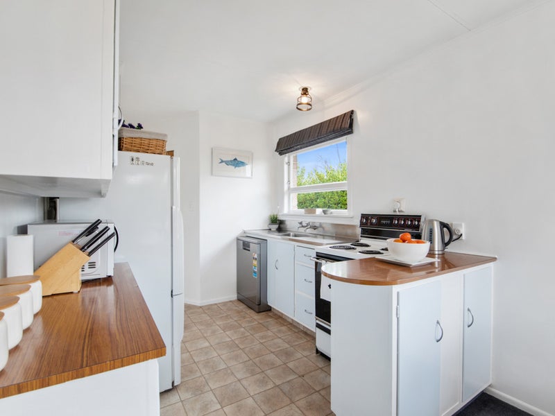 8 Hale Street, Blenheim - Carousel 2