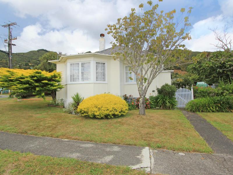 96 Seddon Street, Naenae, Lower Hutt - Carousel 16
