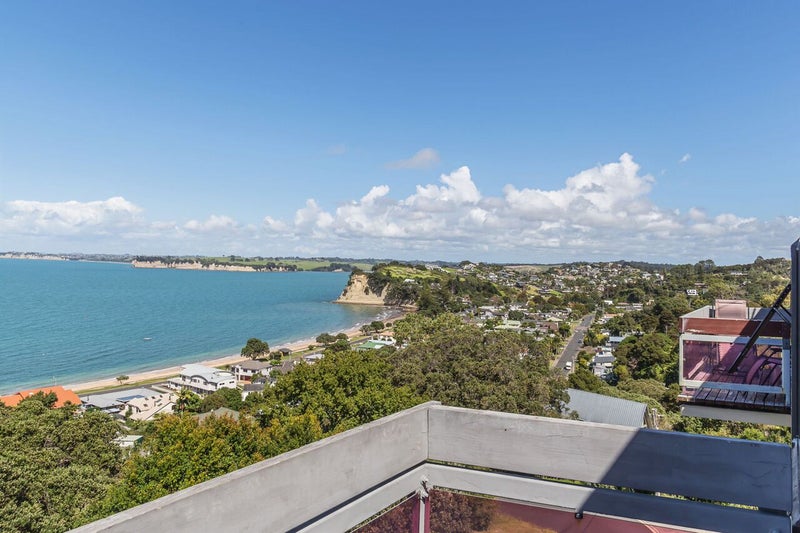 747E Whangaparaoa Road, Stanmore Bay, Auckland - Carousel 2