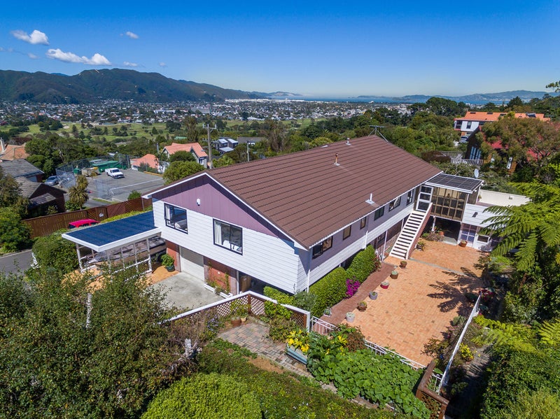 65 Belmont Terrace, Belmont, Lower Hutt - Carousel 26