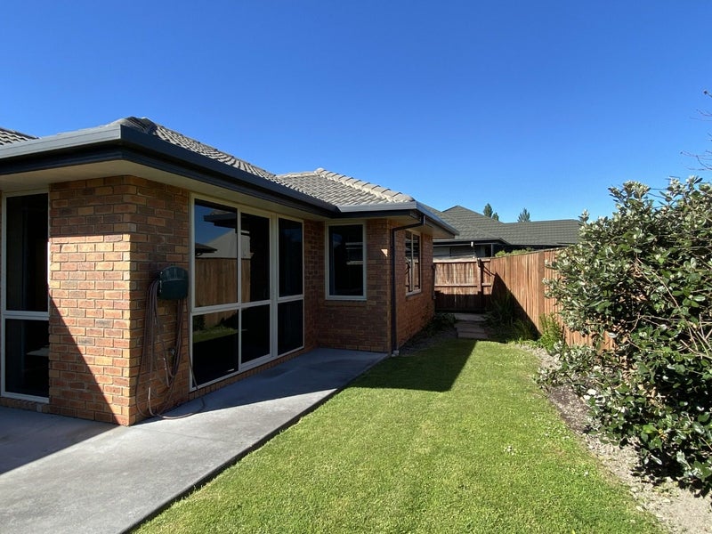 15 Mounter Avenue, Northwood, Christchurch - Carousel 1