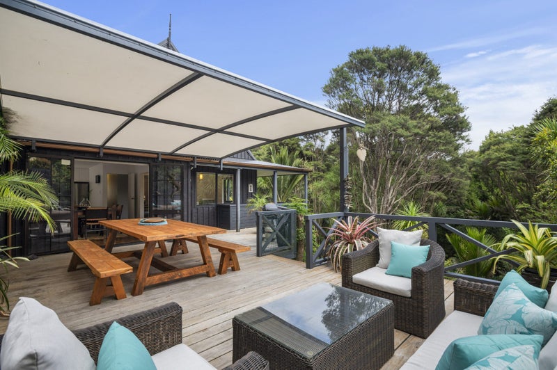 109 Takahe Road, Titirangi, Auckland - Carousel 2