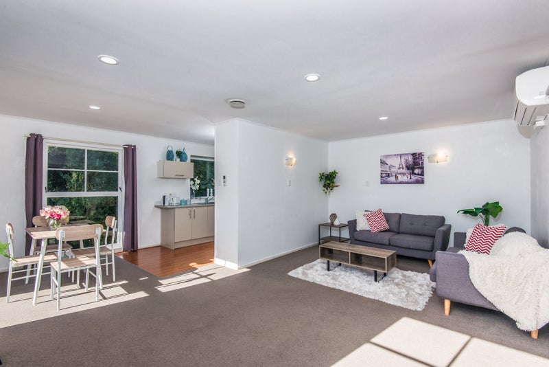 131 Helston Road, Paparangi, Wellington - Carousel 2