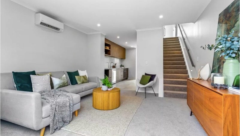 17 Hema Road, Hobsonville, Auckland - Carousel 1