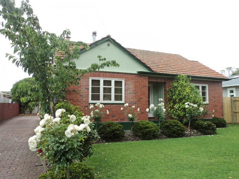 1/3 Brook Street, Waiwhetu, Lower Hutt - Carousel 1