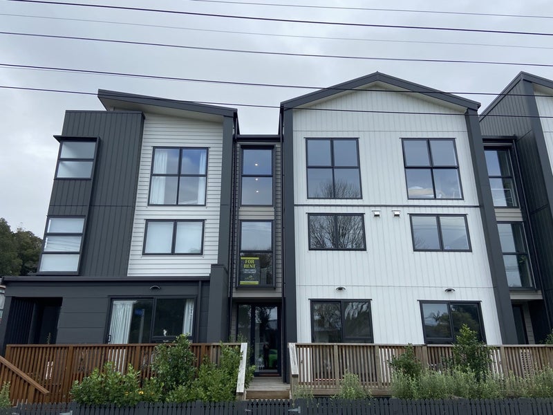3 Te Uru Lane, Takapuna, Auckland - Carousel 1