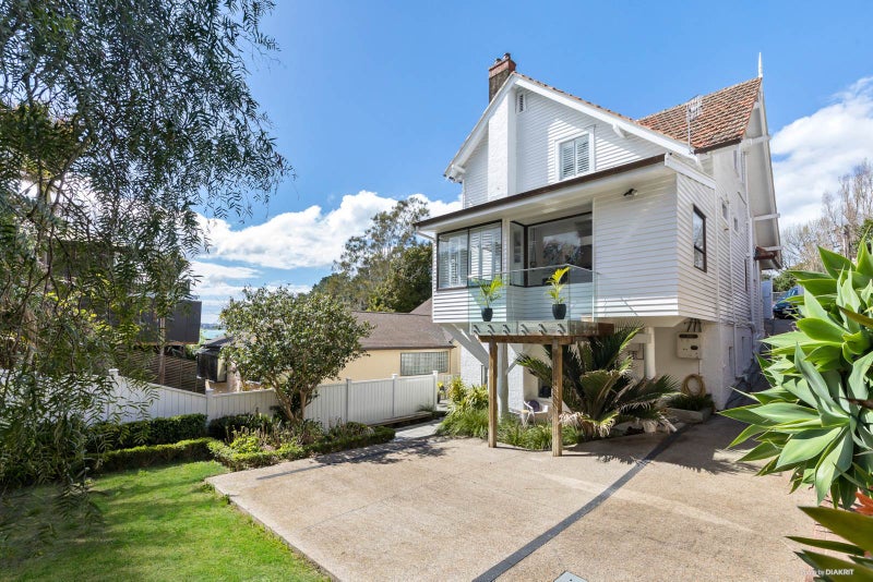 72 Curran Street, Herne Bay, Auckland - Carousel 2