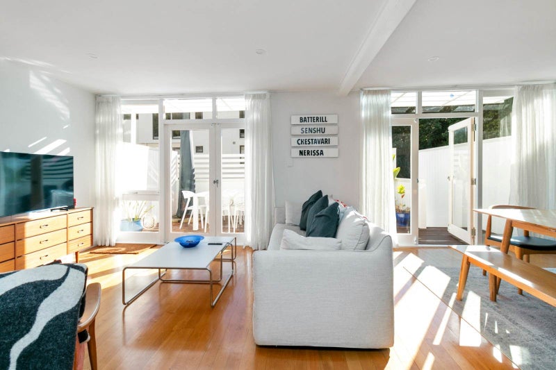 127 Howe Street, Freemans Bay, Auckland - Carousel 1