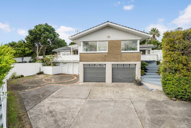 39 Galaxy Drive, Mairangi Bay, Auckland - Carousel 1