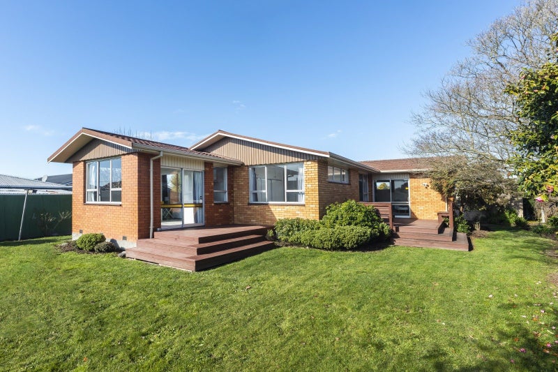 6 Arawa Street, Shirley, Christchurch - Carousel 1