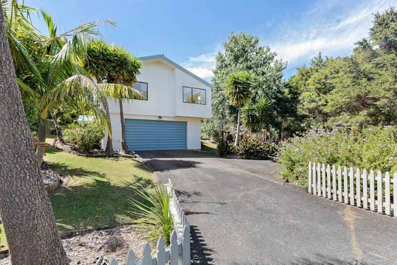 72D Stredwick Drive, Torbay, Auckland - Carousel 1