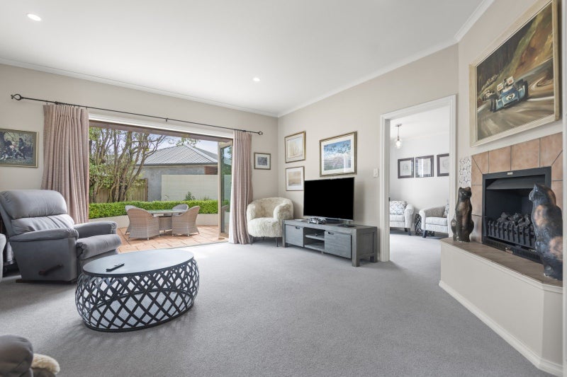 168 Te Awe Awe Street, Hokowhitu, Palmerston North - Carousel 1