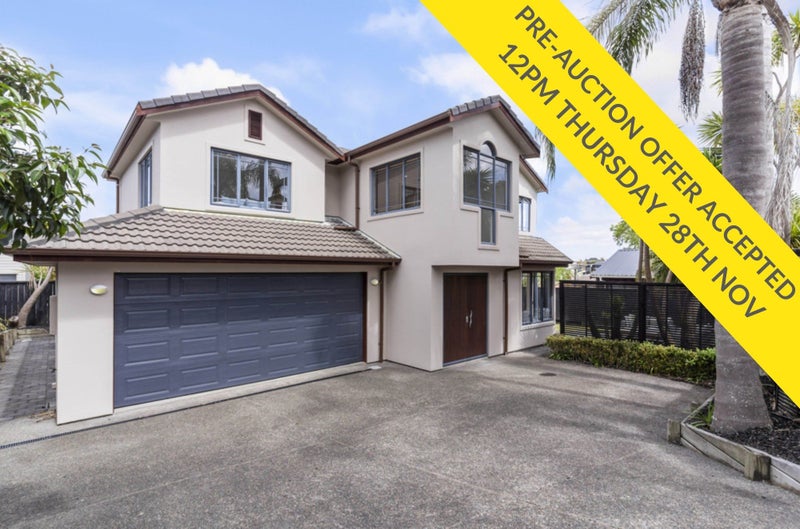 2/24A Dallinghoe Crescent, Milford, Auckland - Carousel 1